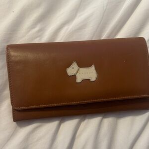 Radley Leather Dog Applique Wallet in Brown